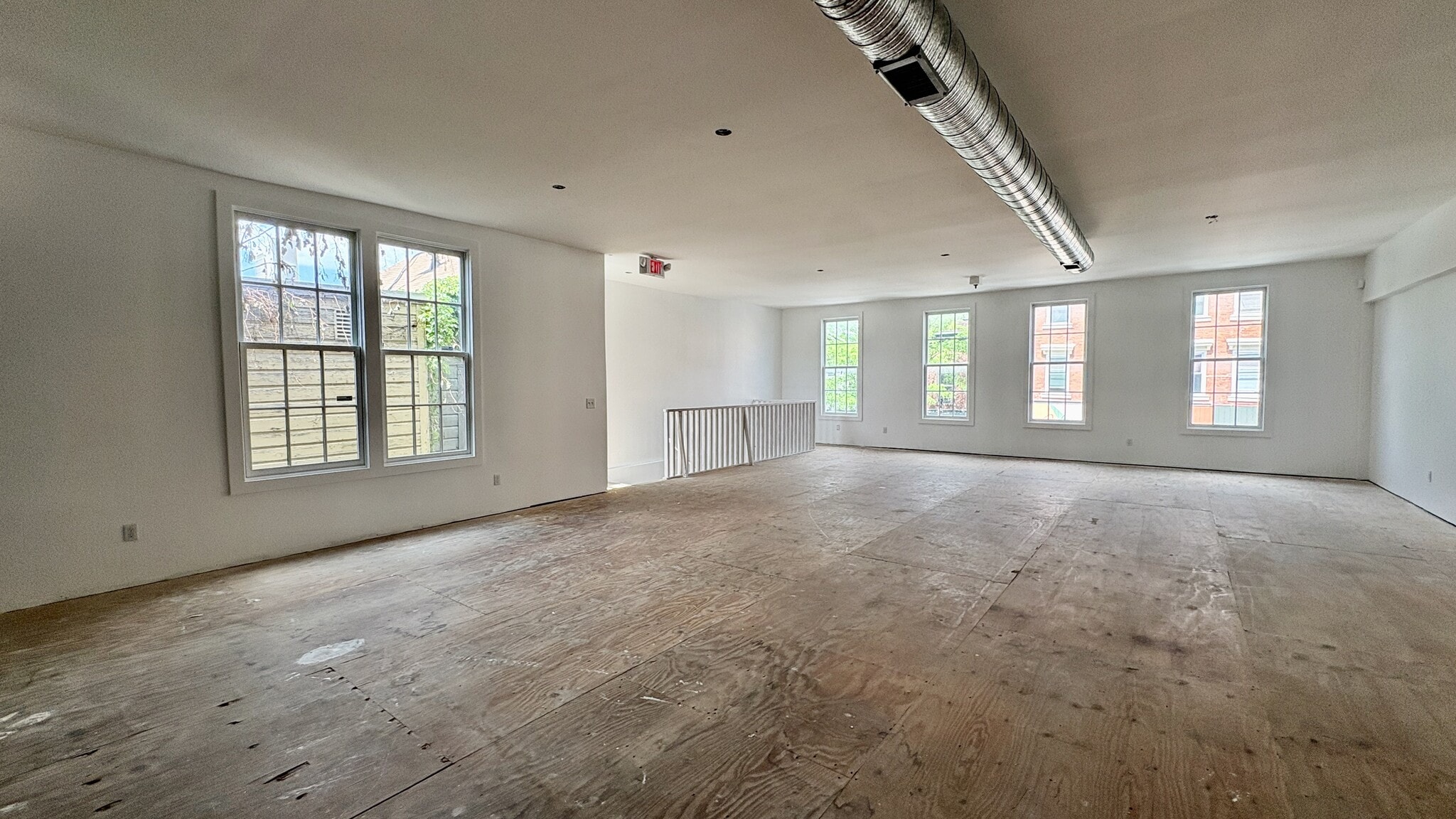 317 Warren St, Hudson, NY à louer Photo intérieure– Image 1 sur 9
