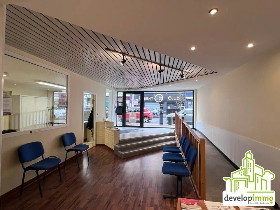 Bureau dans Caen à louer Hall d’entrée– Image 1 sur 12