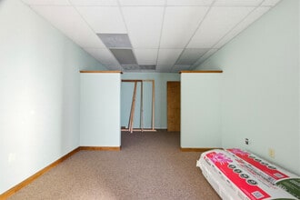 41 Kings Hwy, Gales Ferry, CT à louer Photo intérieure– Image 1 sur 10