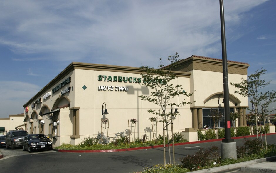 3351 W Century Blvd, Inglewood, CA à louer - Photo principale – Image 1 sur 6