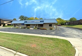 Plus de détails pour 1375 S Eastwood Dr, Woodstock, IL - Industriel/Logistique à vendre