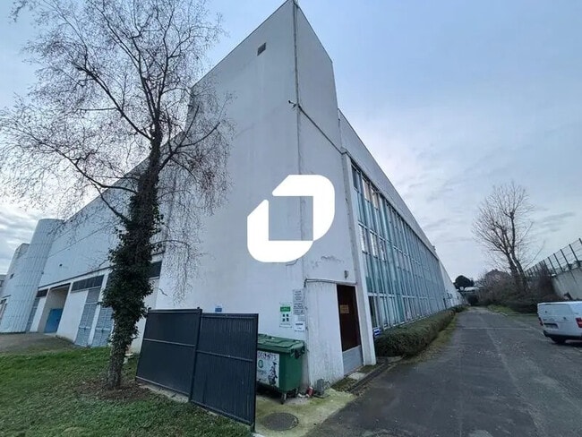 Plus de détails pour Bureau à vendre