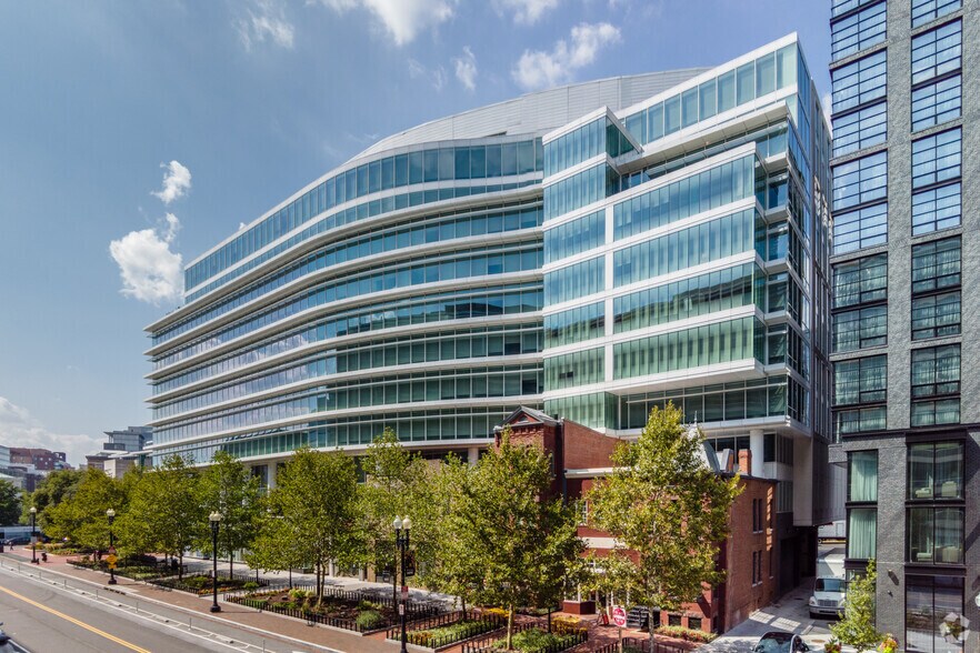 655 K St NW, Washington, DC à louer - Photo de l’immeuble – Image 2 sur 14