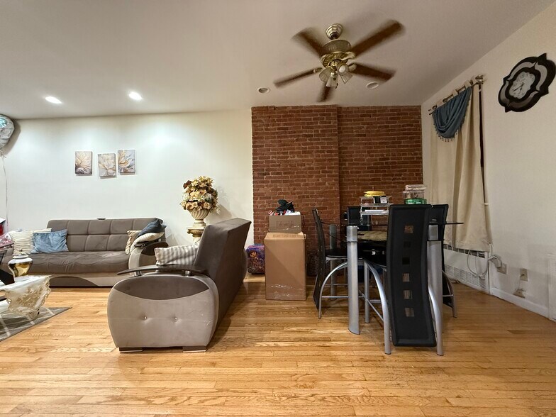 5003 7th Ave, Brooklyn, NY à vendre - Photo de l’immeuble – Image 3 sur 13