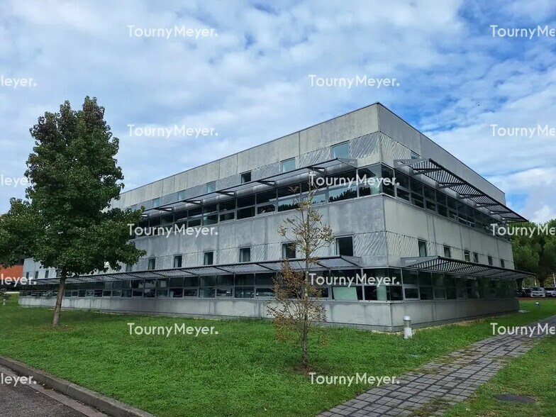 Bureau dans Mérignac à louer - Photo de l’immeuble – Image 1 sur 7