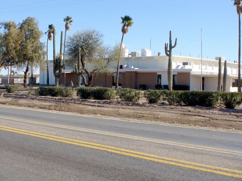 10491 W Battaglia Dr, Casa Grande, AZ à vendre - Photo de l’immeuble – Image 3 sur 12