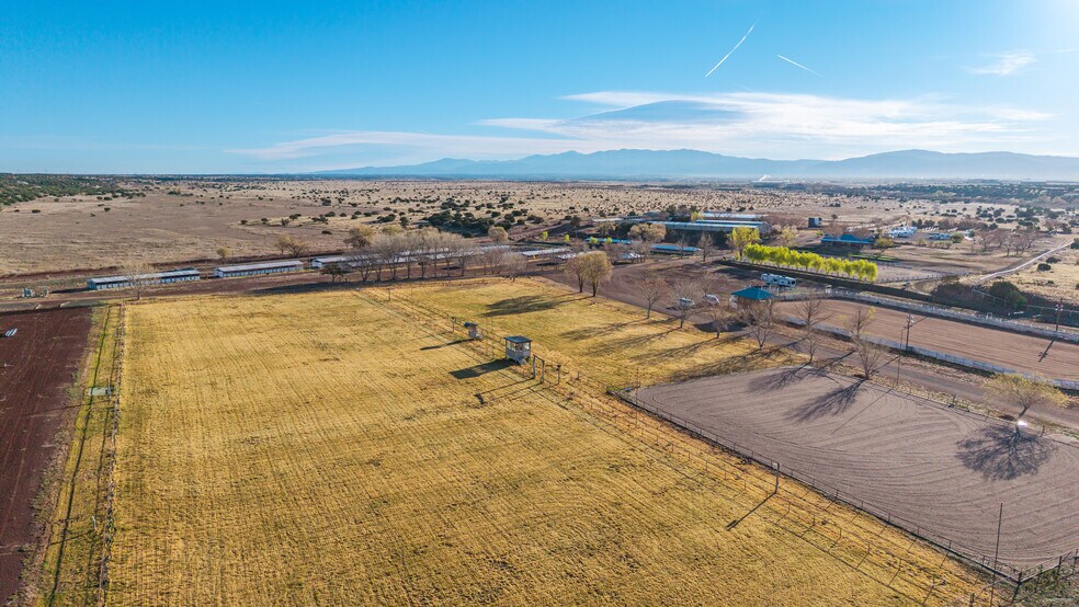 87 Polo Dr, Santa Fe, NM à vendre - Photo principale – Image 1 sur 23