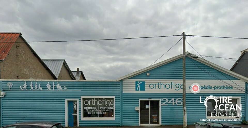 Local commercial dans Vertou à louer Photo de l’immeuble– Image 1 sur 4