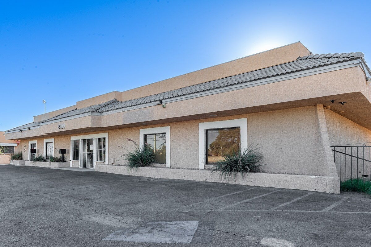 2309 N Decatur Blvd, Las Vegas, NV à vendre Photo de l’immeuble– Image 1 sur 15