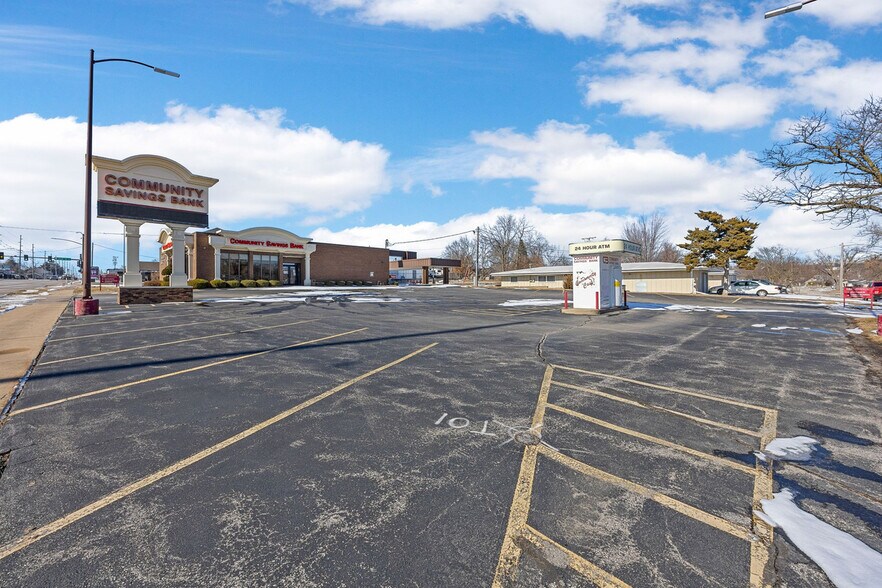 3414 Mount Vernon Rd SE, Cedar Rapids, IA à vendre - Photo de l’immeuble – Image 1 sur 1