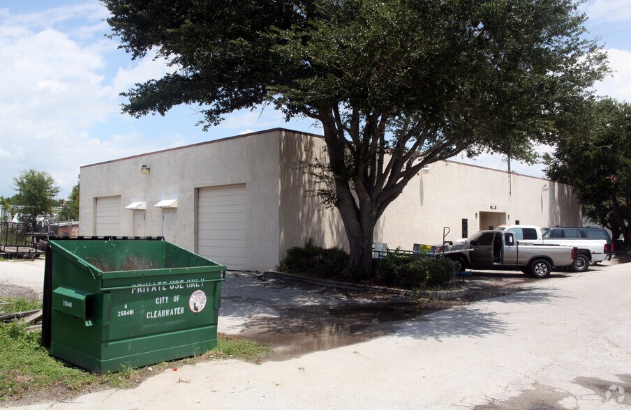2080 Calumet St, Clearwater, FL à vendre - Photo de l’immeuble – Image 2 sur 2