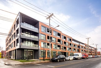 Plus de détails pour 2350 Rue Saint-Patrick, Montréal, QC - Local commercial à louer
