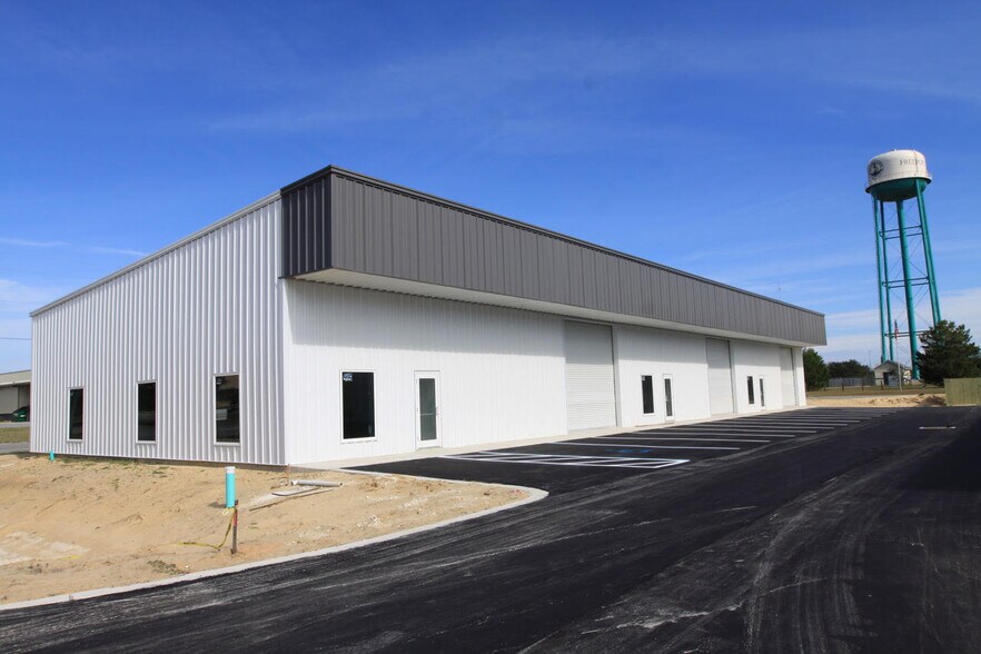 363 Bulldog Rd, Freeport, FL à louer - Photo de l’immeuble – Image 2 sur 5