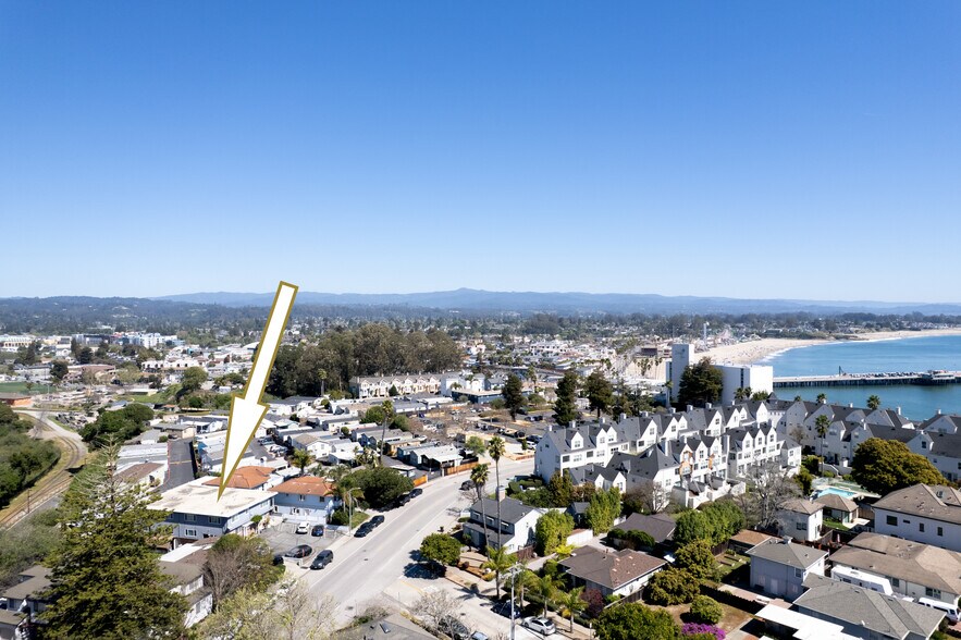 140 Bay St, Santa Cruz, CA à vendre - Photo de l’immeuble – Image 2 sur 26