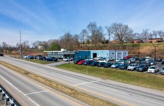 Plus de détails pour 3451 Leechburg Rd, New Kensington, PA - Local commercial à vendre