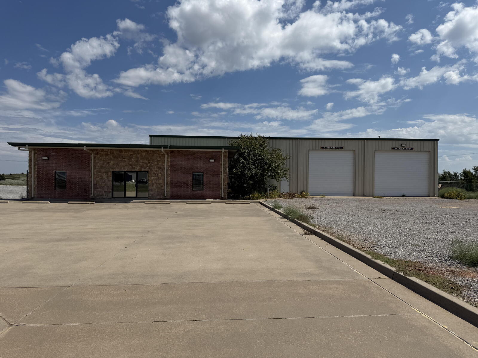 2200 Industrial Blvd, Weatherford, OK à louer Photo de l’immeuble– Image 1 sur 16
