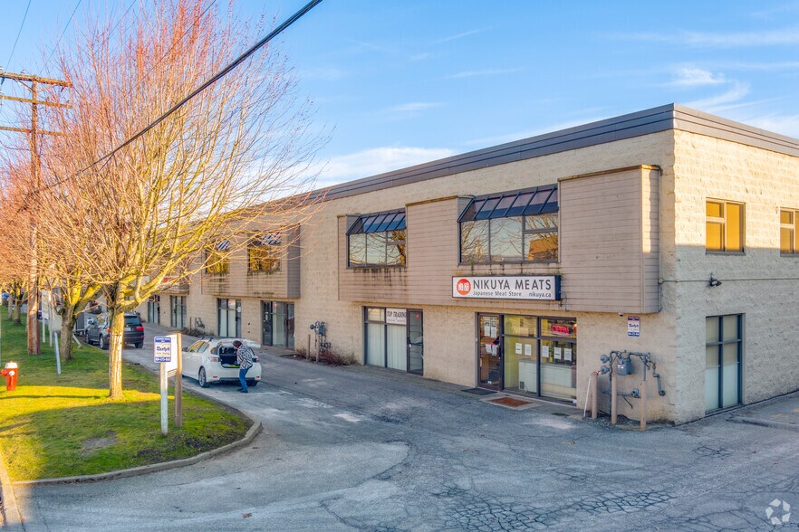 11220 Voyageur Way, Richmond, BC à vendre - Photo de l’immeuble – Image 3 sur 5