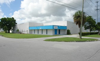 4705 NW 132nd St, Miami FL - immobilier d'entreprise