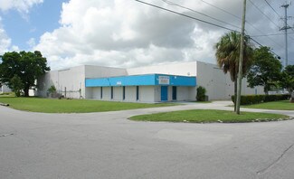 Plus de détails pour 4705 NW 132nd St, Miami, FL - Industriel/Logistique à louer