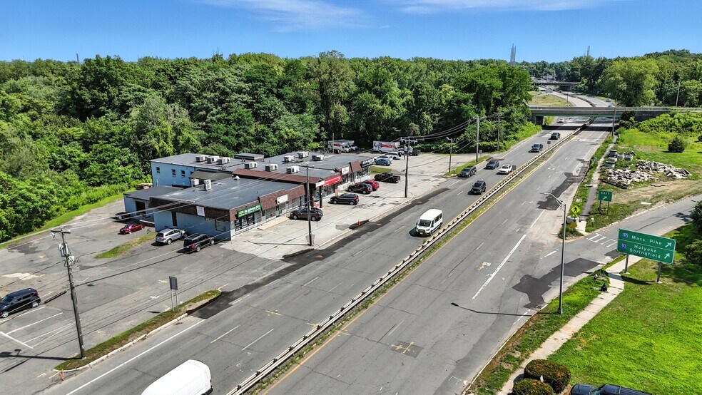 2001-2025 Riverdale St, West Springfield, MA à vendre - Photo de l’immeuble – Image 2 sur 11