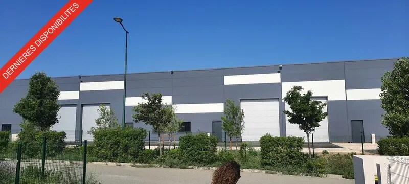 Local d'activités dans Avignon à vendre - Photo de l’immeuble – Image 1 sur 3