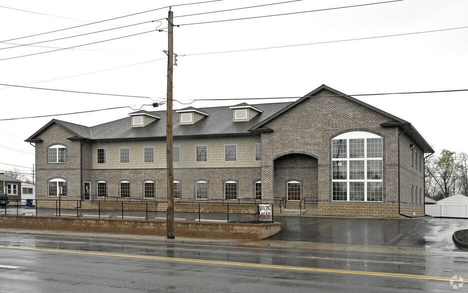 3955 Bayless Ave, Saint Louis, MO à louer - Photo principale – Image 1 sur 3