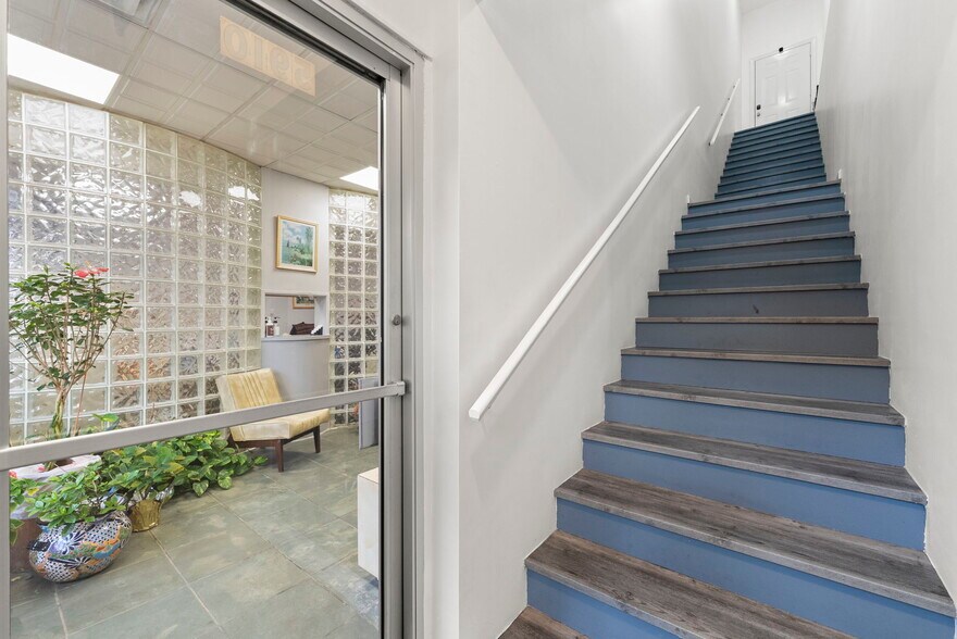 5910 Palisade Ave, West New York, NJ à vendre - Photo de l’immeuble – Image 2 sur 21