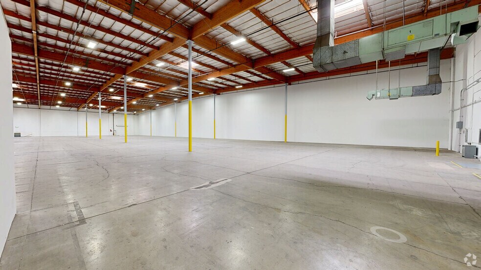 964 United Cir, Sparks, NV à louer - Numérisation 3D Matterport – Image 2 sur 10