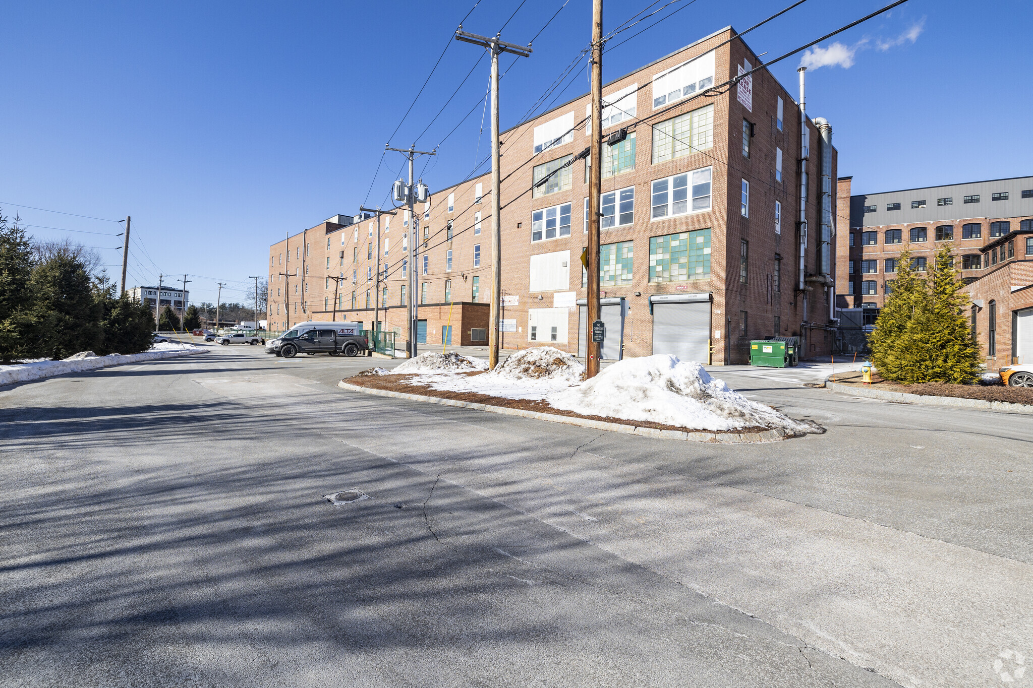 25-29 Front St, Nashua, NH à louer Photo principale– Image 1 sur 8