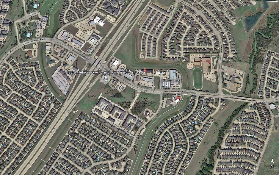 1428 W Hebron Pky, Carrollton, TX à louer - Photo de l’immeuble – Image 2 sur 29