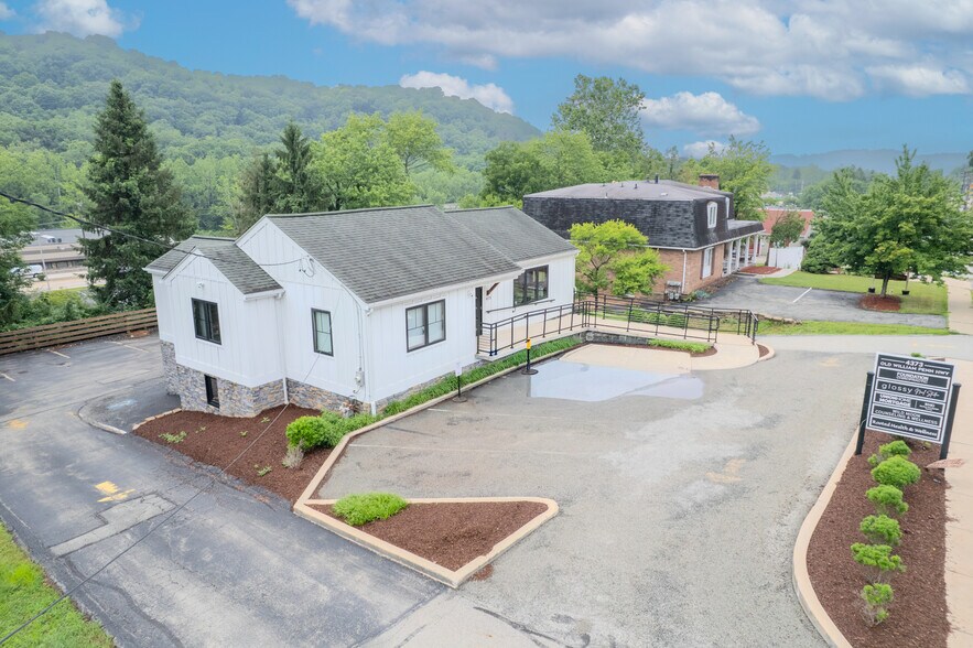 4373 Old William Penn Hwy, Murrysville, PA à louer - Photo de l’immeuble – Image 2 sur 27