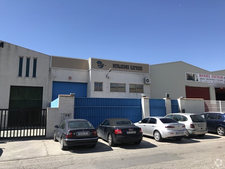Industriel/Logistique dans Getafe, Madrid à louer - Photo de l’immeuble – Image 2 sur 2