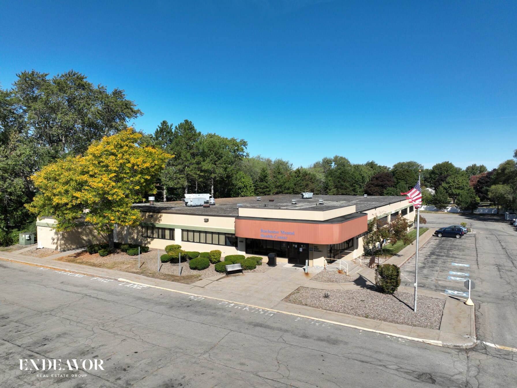 486-494 E Ridge Rd, Rochester, NY à vendre Photo principale– Image 1 sur 7