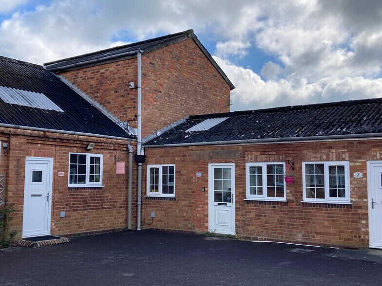 Unit 9, The Arden Centre, Little Alne, Wootton Wawen à louer - Photo de l’immeuble – Image 2 sur 5
