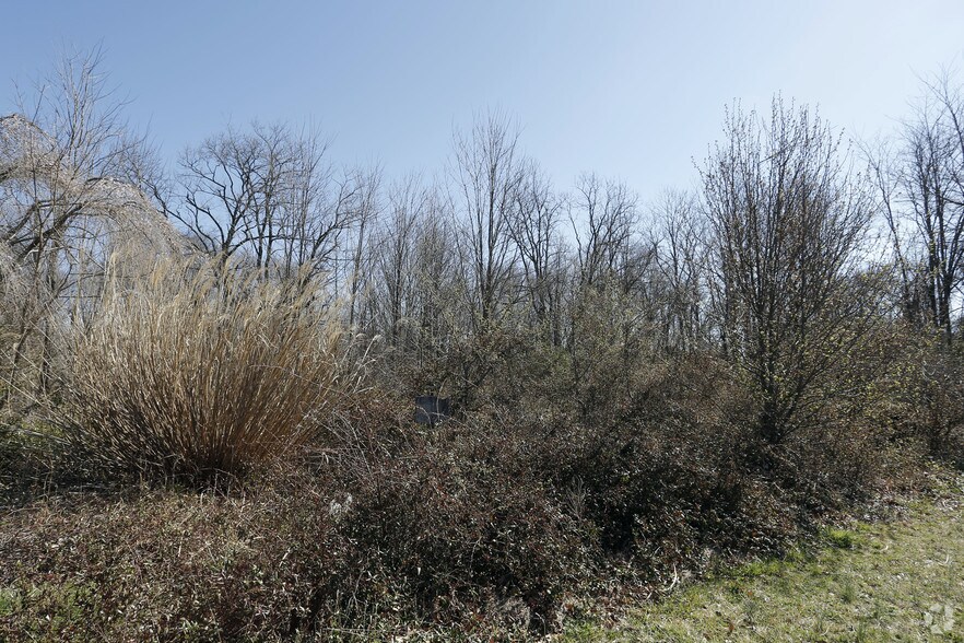 1066 Old Churchmans Rd, Newark, DE à louer - Photo de l’immeuble – Image 3 sur 5