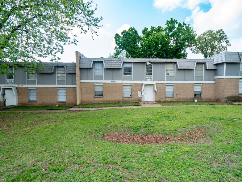 5924 NW 10th St, Oklahoma City, OK à vendre - Photo de l’immeuble – Image 2 sur 85