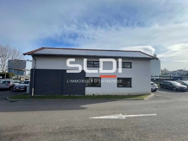 Plus de détails pour Bureau à louer