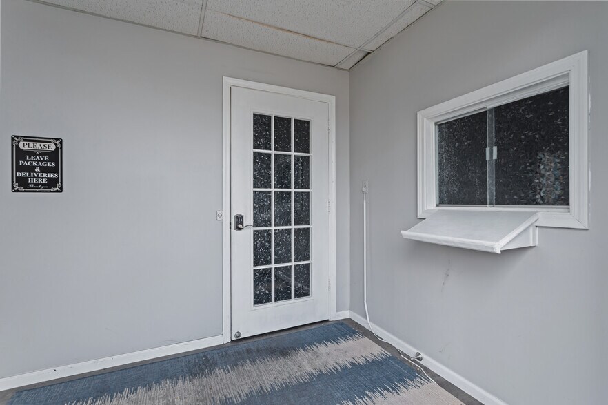 2317 Washington St, Kokomo, IN à vendre - Photo de l’immeuble – Image 3 sur 30