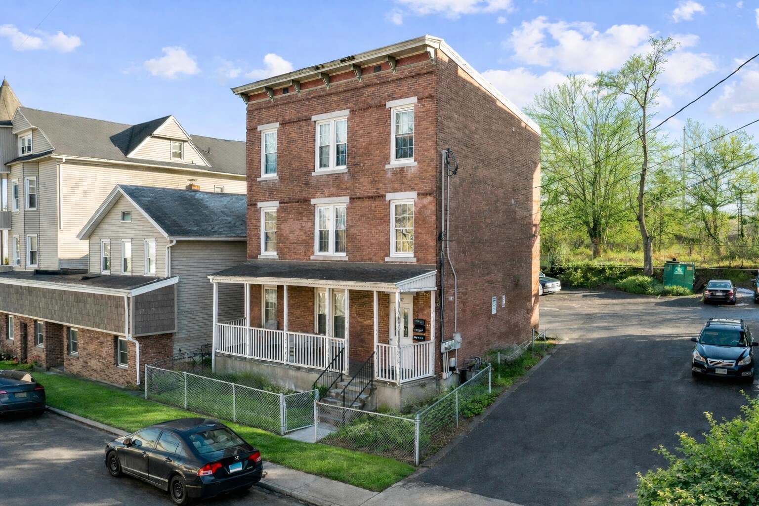 971 Bank St, Waterbury, CT à vendre Photo principale– Image 1 sur 3