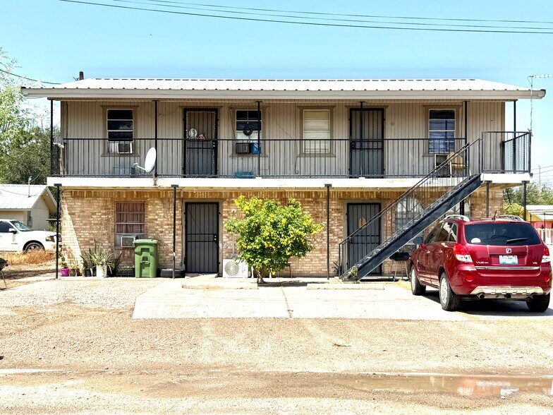 121 N Bethel St, Roma, TX à vendre - Photo de l’immeuble – Image 2 sur 10