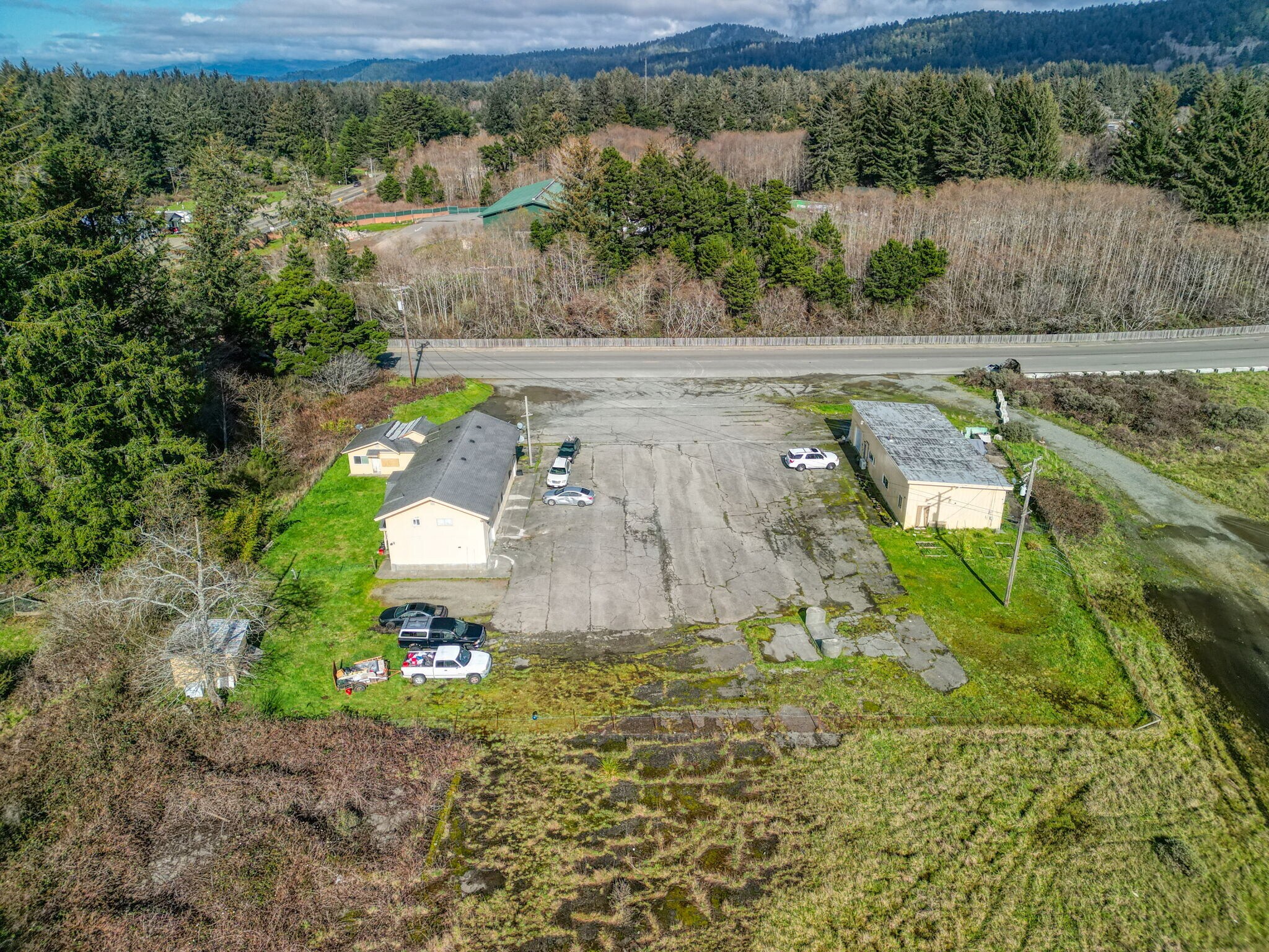 645 Elk Valley Rd, Crescent City, CA à vendre Photo principale– Image 1 sur 32