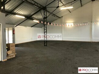 Plus de détails pour Local commercial à louer