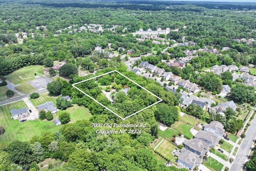 7000 Old Providence Rd, Charlotte, NC à vendre - Photo de l’immeuble – Image 2 sur 5