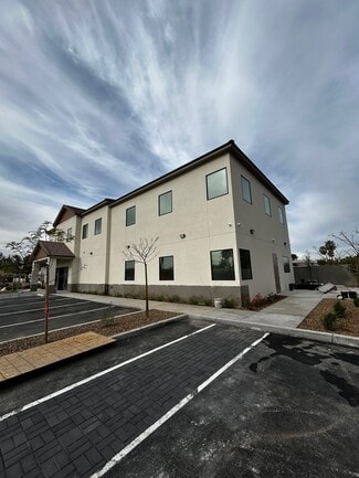 Plus de détails pour 2882 E Russell Rd, Las Vegas, NV - Bureau à vendre