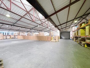 1145 Rue Des Mettanies, Pontcharra à louer Photo de l’immeuble– Image 1 sur 2