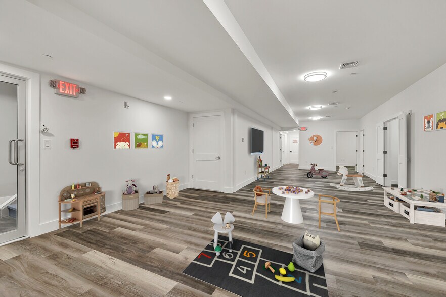 533 Greenwich St, Hempstead, NY à louer - Photo intérieure – Image 1 sur 22