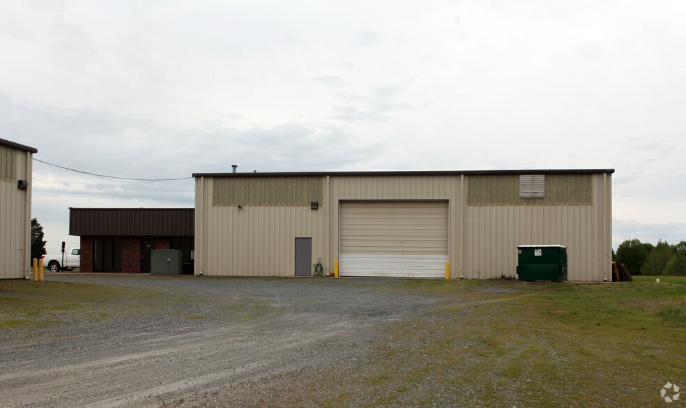638 Tamco Rd, Reidsville, NC à vendre - Photo de l’immeuble – Image 2 sur 12