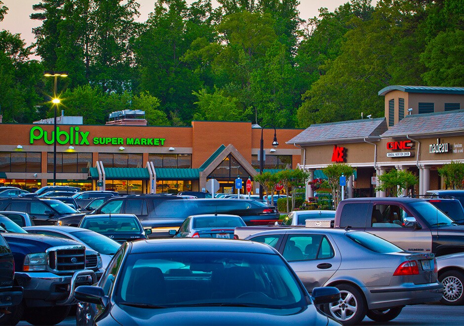 2333-2365 Peachtree Rd NE, Atlanta, GA à louer Photo principale– Image 1 sur 10