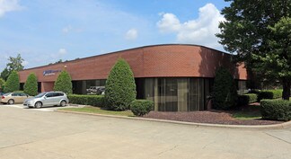 Plus de détails pour 4249 Piedmont Pky, Greensboro, NC - Local d'activités à louer