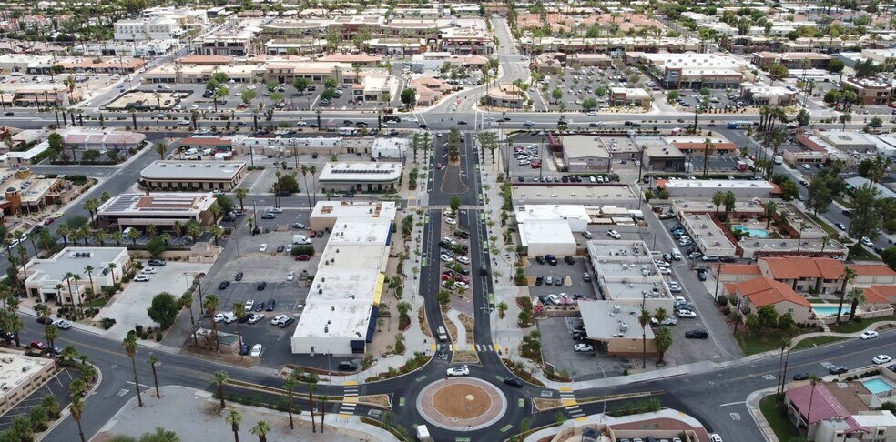 73468 Hwy 111, Palm Desert, CA à louer - Photo de l’immeuble – Image 2 sur 3